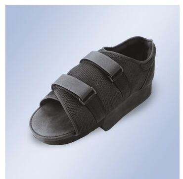 crne nemacke naocare pre mesecj: Cipele posle operacije stopala Prodajem postoperativne cipele,nose se