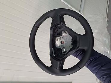 tabla u autu: VOLAN NOV IZ ORIGINALA ZA FIAT EVO, GRANDE PUNTO | nov volan — 1