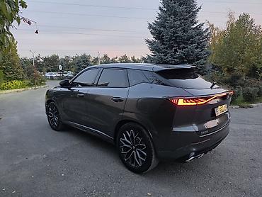 машины китайцы: Changan Uni-Z: 2025 г., 1.5 л, Робот, Бензин, Кроссовер — 5