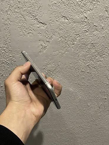 Apple iPhone: IPhone Xr, Белый, 68 % — 5