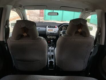 Honda: Honda Fit: 2005 г., 1.3 л, Вариатор, Бензин, Хэтчбэк — 4