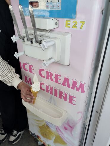 Другая техника для кухни: Мороженной апарат сатылат Е27 срочно жаны 2 ай иштеген