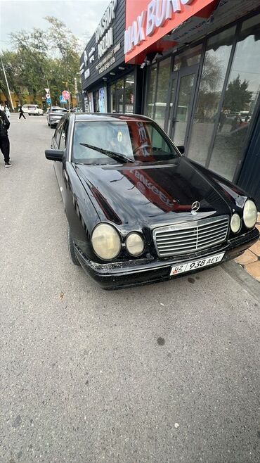 стекло на фару мерс 124: Mercedes-Benz E-Class: 1996 г., 2.2 л, Автомат, Бензин, Седан