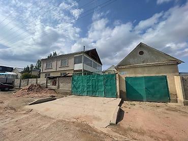 Продажа коттеджей и домов: 🏡 Эки кабаттуу үй сатылат! Үйдө жашоого ыңгайлуу шарттар түзүлгөн — 20