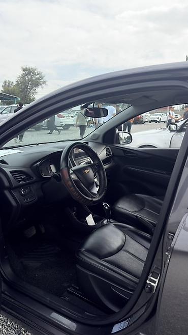 shevrolet lacetti: Chevrolet Spark: 2015 г., Автомат, Бензин, Хэтчбэк — 5