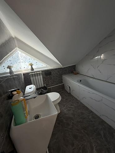 сдаётся дом ак ордо: 150 м², 5 комнат, Ак-Ордо 3 ж/м, Семейным — 4