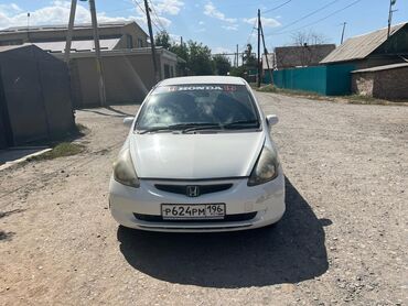 авто обмен на дом: Honda Fit: 2002 г., 1.3 л, Вариатор, Бензин, Хэтчбэк