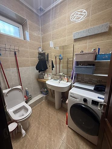 Продажа коттеджей и домов: 🏡 Срочно! Продаётся двухэтажный дом с подвальным помещением. 📐 — 23