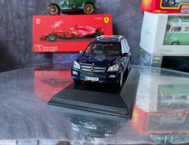 Əntiq vazalar: Mercedes, 2006 il, 1:43, Dəmir, Ödənişli çatdırılma