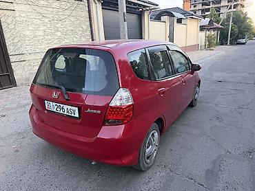 Honda Fit: 2005 г., 1.4 л, Автомат, Газ, Хэтчбэк — 5