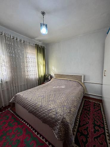 Продажа коттеджей и домов: Продаю дом 📍в р-не Аламединского рынка (пр-т Жибек — 5