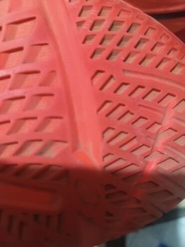 обувь для волейбола: Асикс Токио в отличном состоянии, подходи как и на волейбол так и на