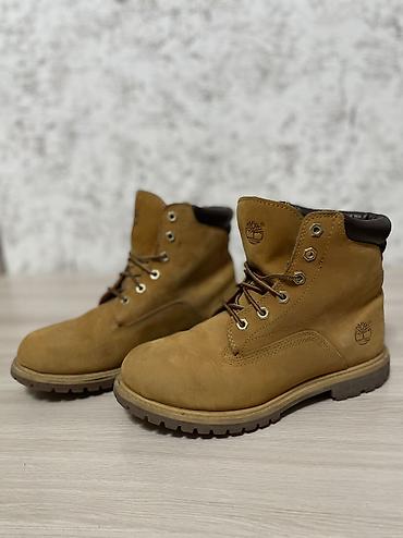 Ботинки: Классические Timberland ботинки оригинал, в хорошем состоянии, размер — 1