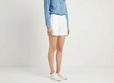 krótkie spodenki off white: Zеro, Shorts for women, size XS