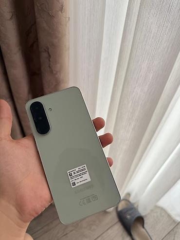 smart tv boks: Samsung Galaxy A56 5G, 128 GB, rəng - Yaşıl, İki sim kartlı — 4