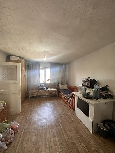 Үйлөр: 📍В селе Кызыл-Туу продается дом на участке 14.5 соток. 🏡Дом без — 7