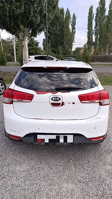 кто рио: Kia Rio: 2015 г., 1.6 л, Автомат, Хэтчбэк — 4