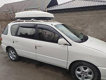 Toyota: Toyota Ipsum: 2001 г., 2 л, Автомат, Бензин, Минивэн — 7