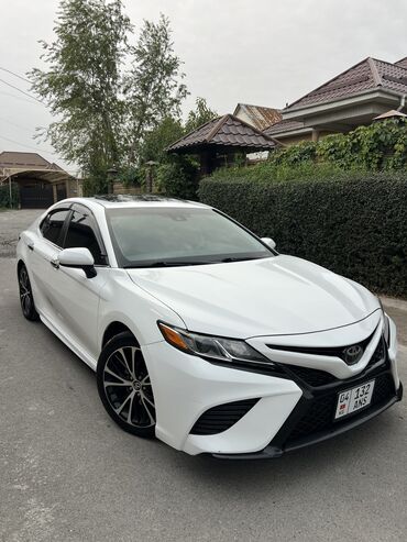 где взять авто в рассрочку: Toyota Camry: 2019 г., 2.5 л, Автомат, Бензин, Седан