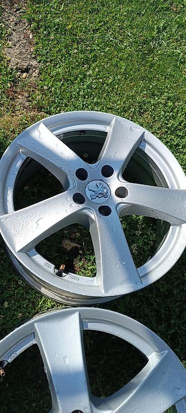 crvene: Aluminijumske felne Nemačka proizvodnja 17 coli 5x108  promer rupa 7 J — 3