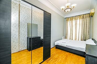 Günlük kirayə mənzillər: 2 otaqlı — 19