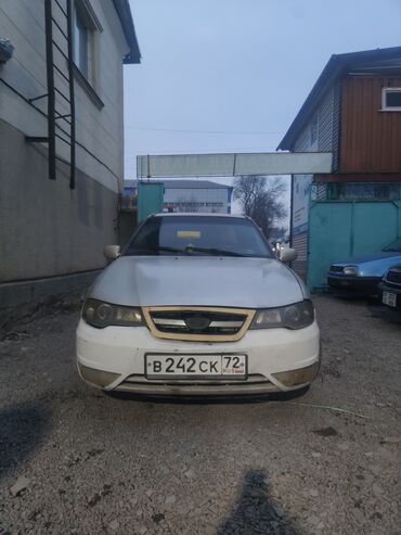 Daewoo: Daewoo Nexia: 2005 г., 1.5 л, Механика, Бензин, Седан