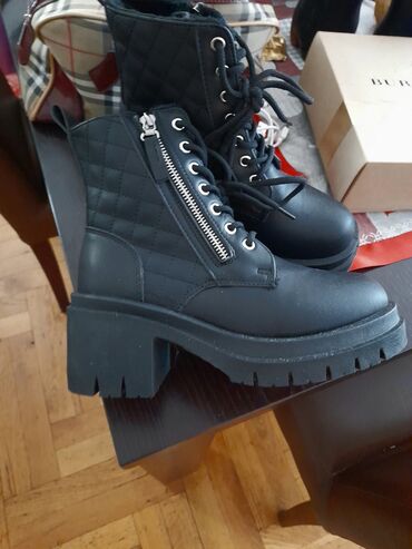 opposite novi pazar: Ankle boots, Capelli Rossi, 38