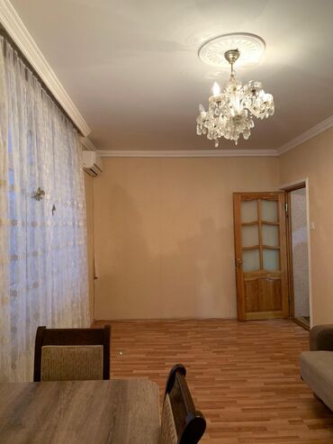 Köhnə tikili: Bakı, Bakıxanov qəs., 2 otaqlı, Köhnə tikili, m. Neftçilər, 47 kv. m — 8