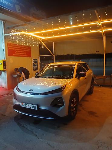 Другой электротранспорт: Электромобиль Чанган Q05 - Запас хода 506 км,Диски титановые. Новая — 11