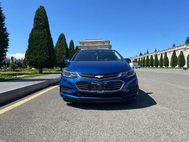 islenmis masin: Chevrolet Cruze: 1.4 l | 2017 il | 128938 km Sedan