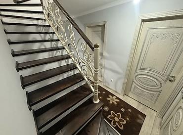 Продажа таунхаусов: Продается таунхаус в шикарной локации! 📍 Район: Арча-Бешик (Магистраль — 12