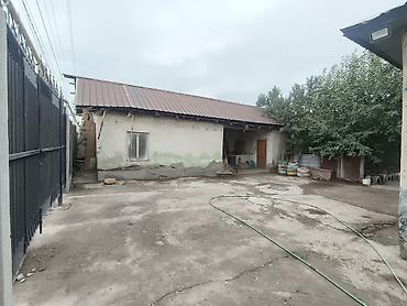 Продажа коттеджей и домов: Продается частный дом с участком. - Двухэтажный жилой дом — 3