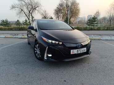 Toyota: Toyota Prius: 2020 г., 1.8 л, Вариатор, Электромобиль, Седан