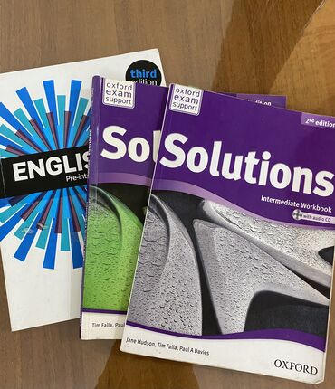 кыргыз тили китеп 8 класс: Книги Solutions.Уровень Intermediate 2nd edition Книга English File