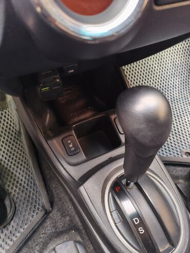 Honda: Honda Jazz: 2011 г., 1.3 л, Автомат, Бензин, Хэтчбэк — 5