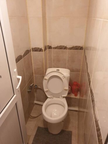 Uzunmüddətli kirayə mənzillər: Yasamal rayonu,Elmlər akademiyası,BDU-nun yaxınlığı, 53 nomreli -da lalafo.az — 9 Uzunmüddətli kirayə mənzillər: Yasamal rayonu,Elmlər akademiyası,BDU-nun yaxınlığı, 53 nomreli — 9