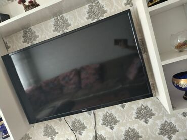 заказать жк матрицу на телевизор: İşlənmiş Televizor Philips LCD