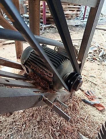 elektrik əl mişarı maxi az: 7,5 kv. 2900 abarot 3 faza Ağac emalı üçün stasionar elektrik — 2