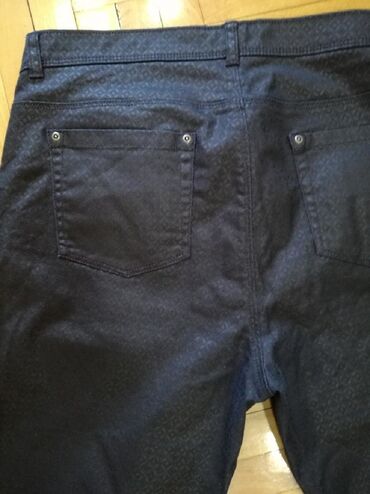 Pantalone: XL (EU 42) — 10