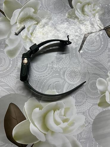 Apple Watch: Продаю Apple Watch. 3 штуки.Все в рабочем состоянии.Белый цвет 1500 — 4