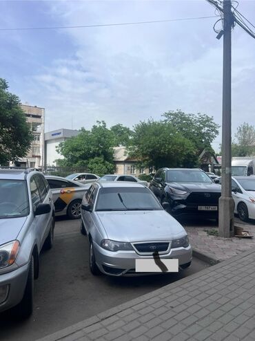 Daewoo: Продается серебристый Daewoo Nexia 2011 года 1.6 .Седан с