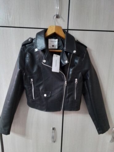 lasagrada куртки цена: Кожаная куртка, Косуха, Кожзам, Приталенная модель