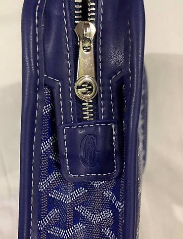 Клатчи: Сумка-клатч Goyard, цвет синий. - Фирменный узор Goyardine со светлым — 1
