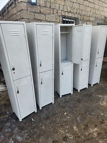 Metal geyim dolabı / şkafı təqdim olunur. İki bölməli konstruksiyaya lalafo.az -da Metal geyim dolabı / şkafı təqdim olunur. İki bölməli konstruksiyaya