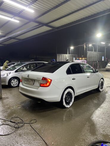 машина ламборгини: Skoda Rapid: 2014 г., 1.2 л, Механика, Бензин, Хэтчбэк