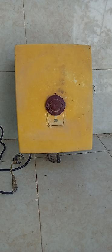 nomre tap: Sovet dövrünə aid elektrikli su qızdırıcısı (divara asılan tip). - — 1