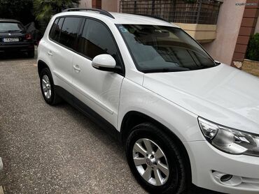 Volkswagen: Volkswagen Tiguan: 2 l. | 2010 έ. SUV/4x4 — 4