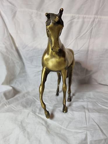 Статуэтки: Бронзовая «Лошадь» Статуэтка. СОСТОЯНИЕ ОТЛИЧНОЕ. ЦАРАПИН — 6