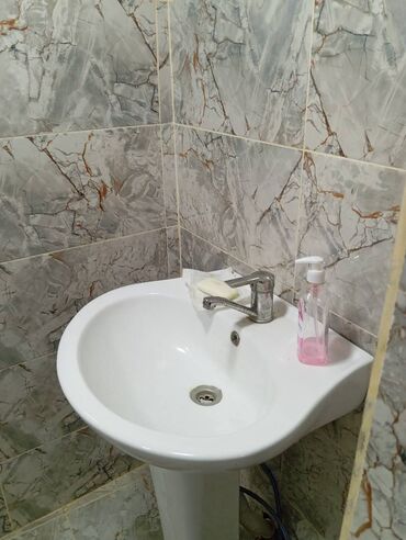 Uzunmüddətli kirayə evlər: 40 kv. m, 2 otaqlı, Kombi, Qaz, İşıq — 10