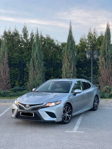 Toyota: Toyota Camry: 2020 г., 2.5 л, Автомат, Бензин, Седан